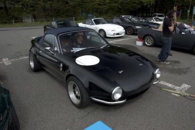 MX5pitcrewblack.jpg
